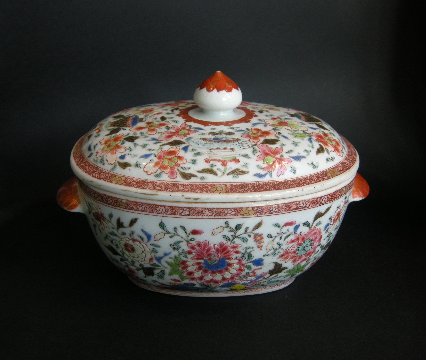 Tureen porcelain famille rose
